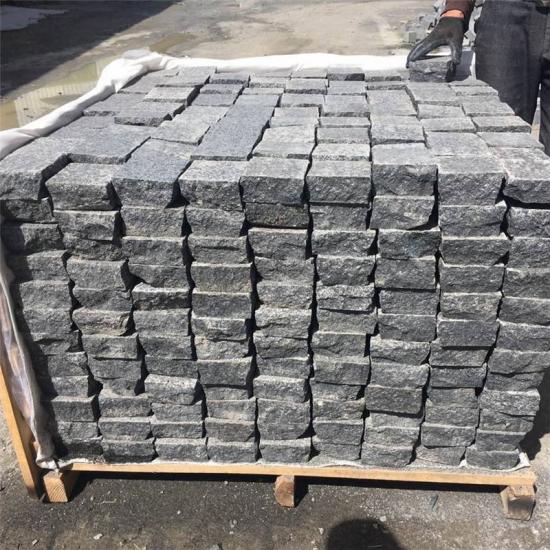 Exfoliated Raven Basalt G684 Cobble 100x100x50 mm