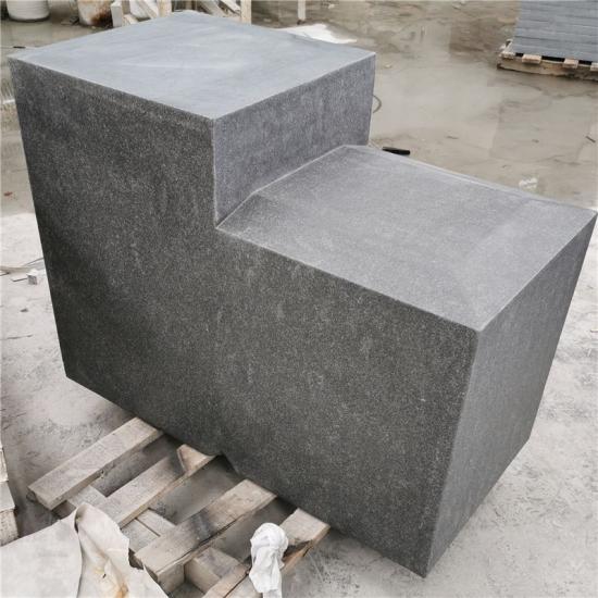 e80d484b38e7db69f528e235d712780b_medium Indian Black Exfoliated Granite Bollard And Flamed Tiles Paving